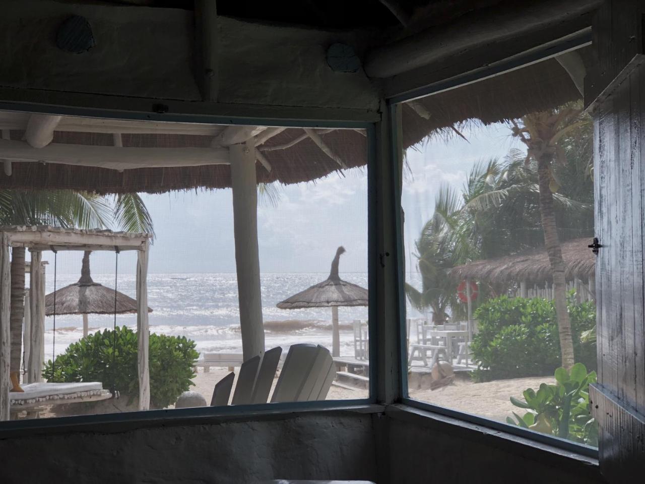 Hôtel Playa Mambo Eco Cabanas à Tulum Extérieur photo