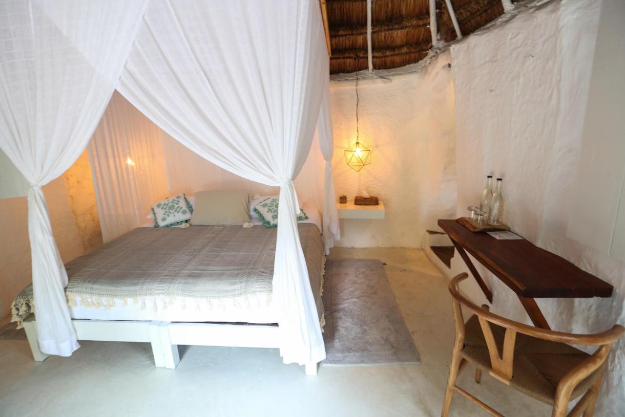 Hôtel Playa Mambo Eco Cabanas à Tulum Extérieur photo