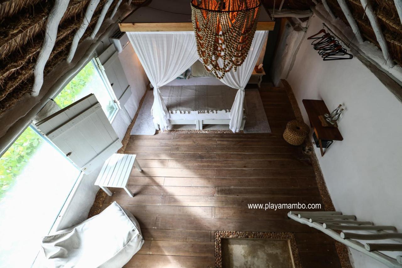 Hôtel Playa Mambo Eco Cabanas à Tulum Extérieur photo