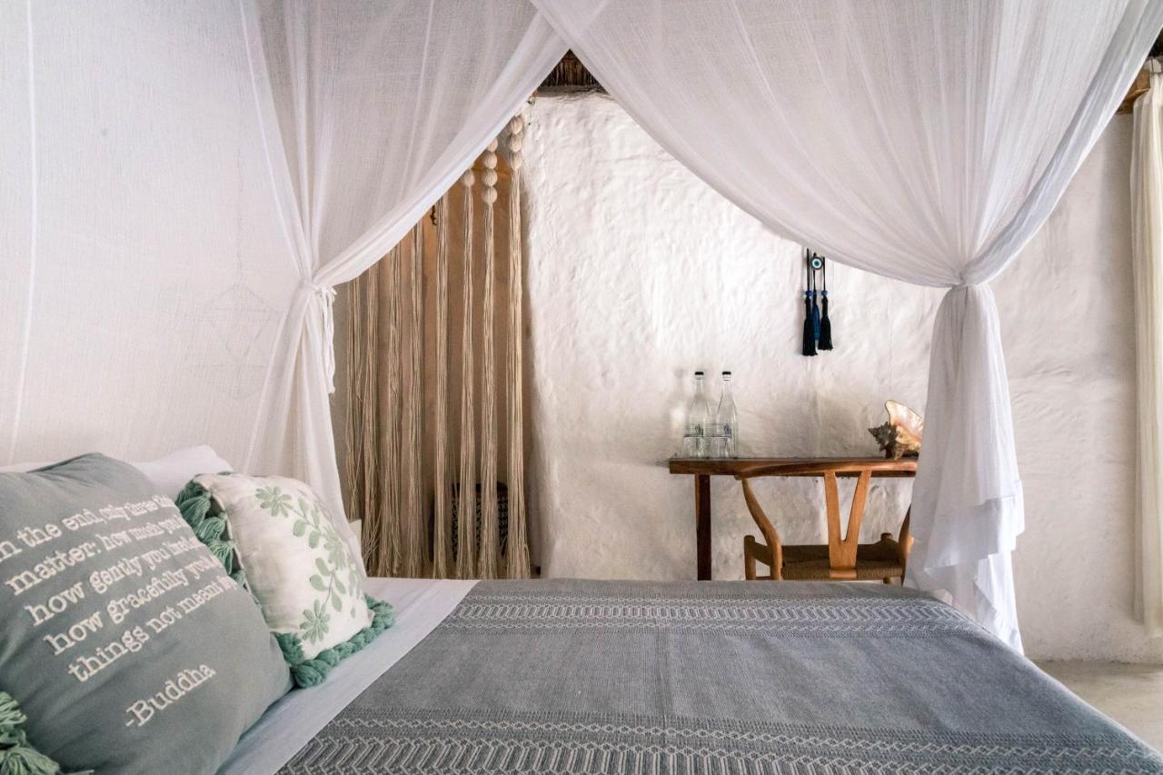 Hôtel Playa Mambo Eco Cabanas à Tulum Extérieur photo