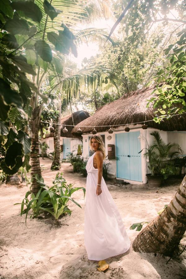 Hôtel Playa Mambo Eco Cabanas à Tulum Extérieur photo